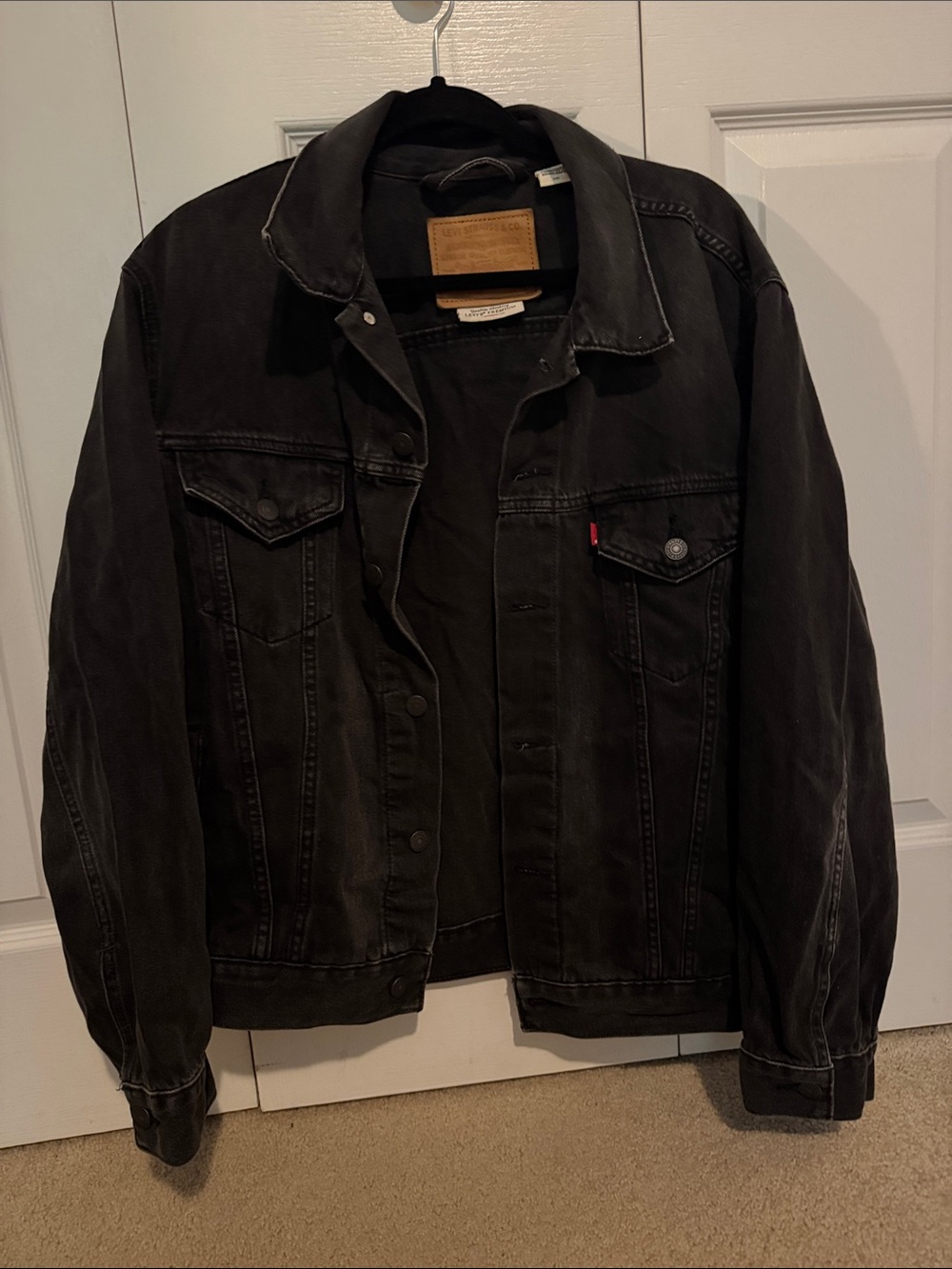Levi's Men's Black Washed Denim Jacket size Large